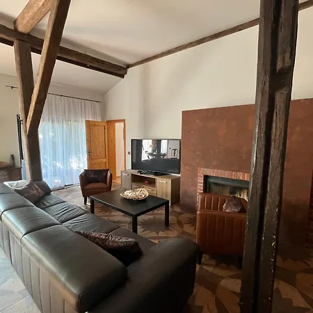 Prázdninový dům Kunsthaus Am Hafen - Umzaeunter Garten, Sauna Im Haus